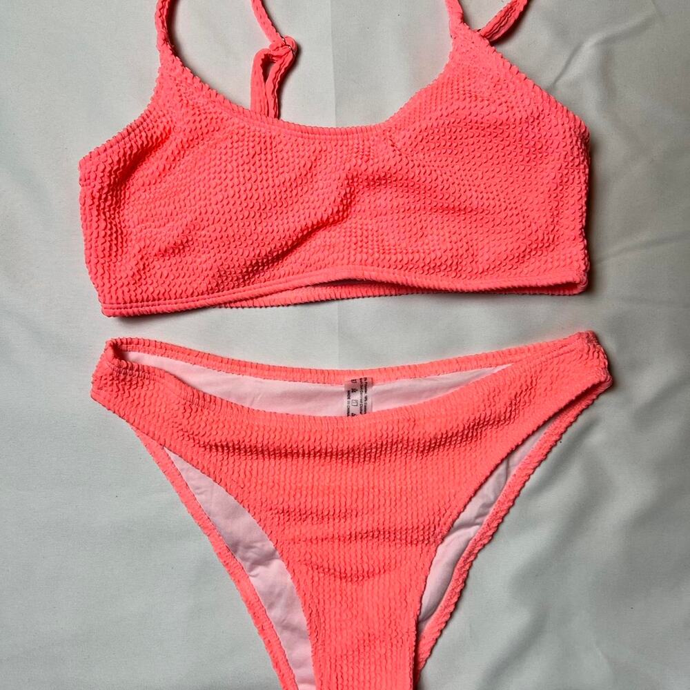 Pink bikini set top for women Size: S